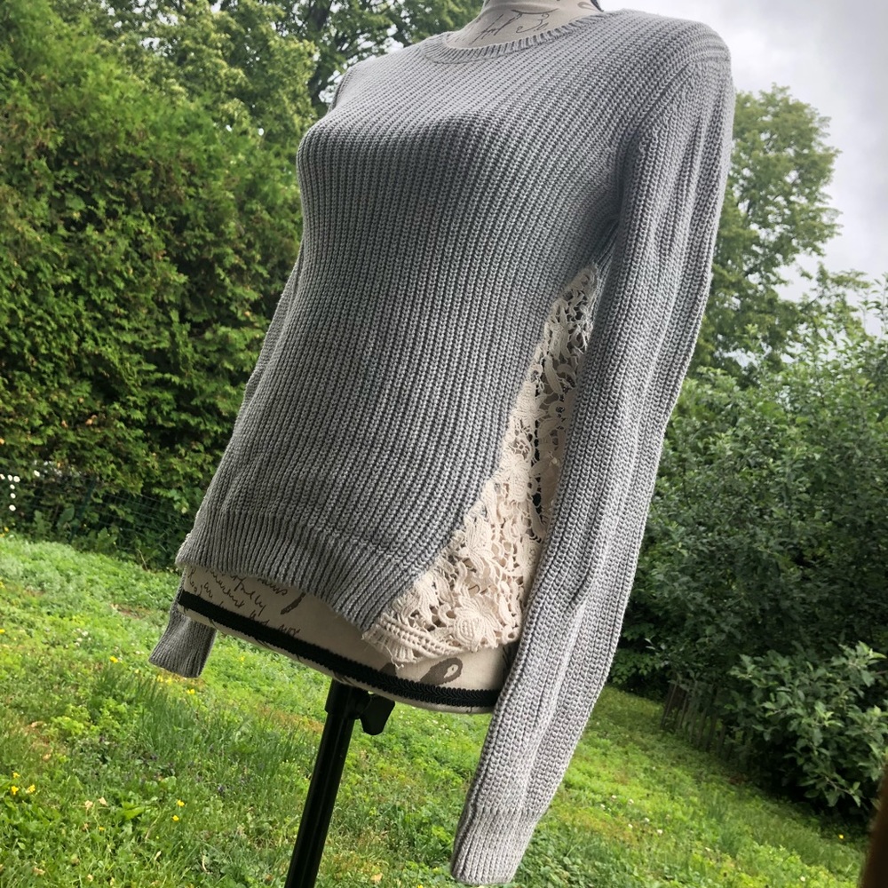 Forever 21 Sweater